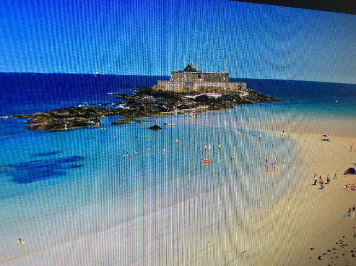 Ferienwohnung Le Dauphine Saint-Malo Exterior foto